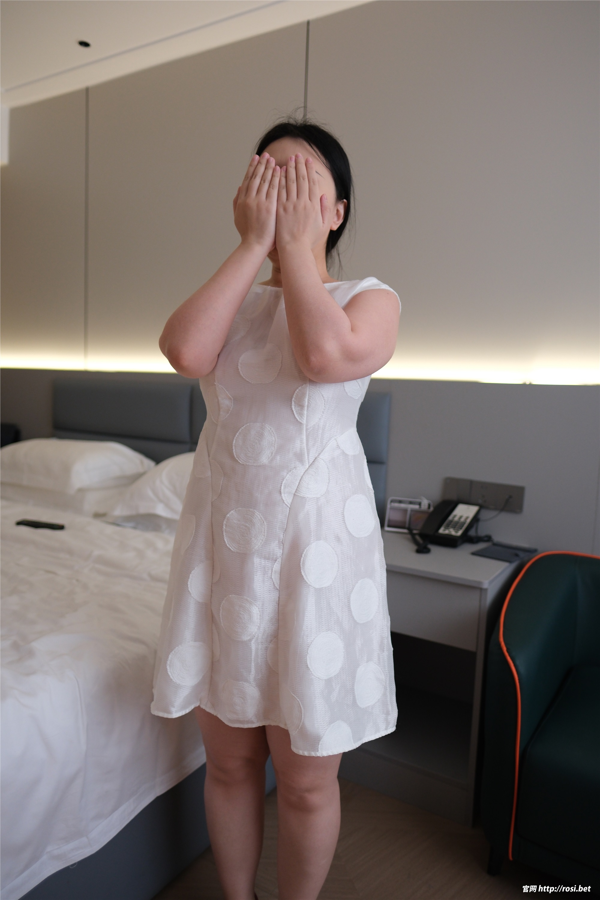 ROSI写真 2025.12.22 NO.5131